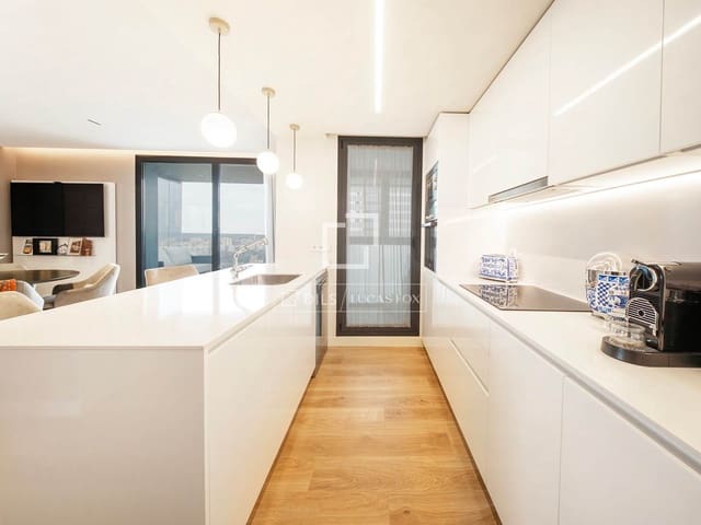 2 bedroom Apartment for sale in Valdeacederas, Madrid city with pool garage - € 1,300,000 (Ref: 9672272)