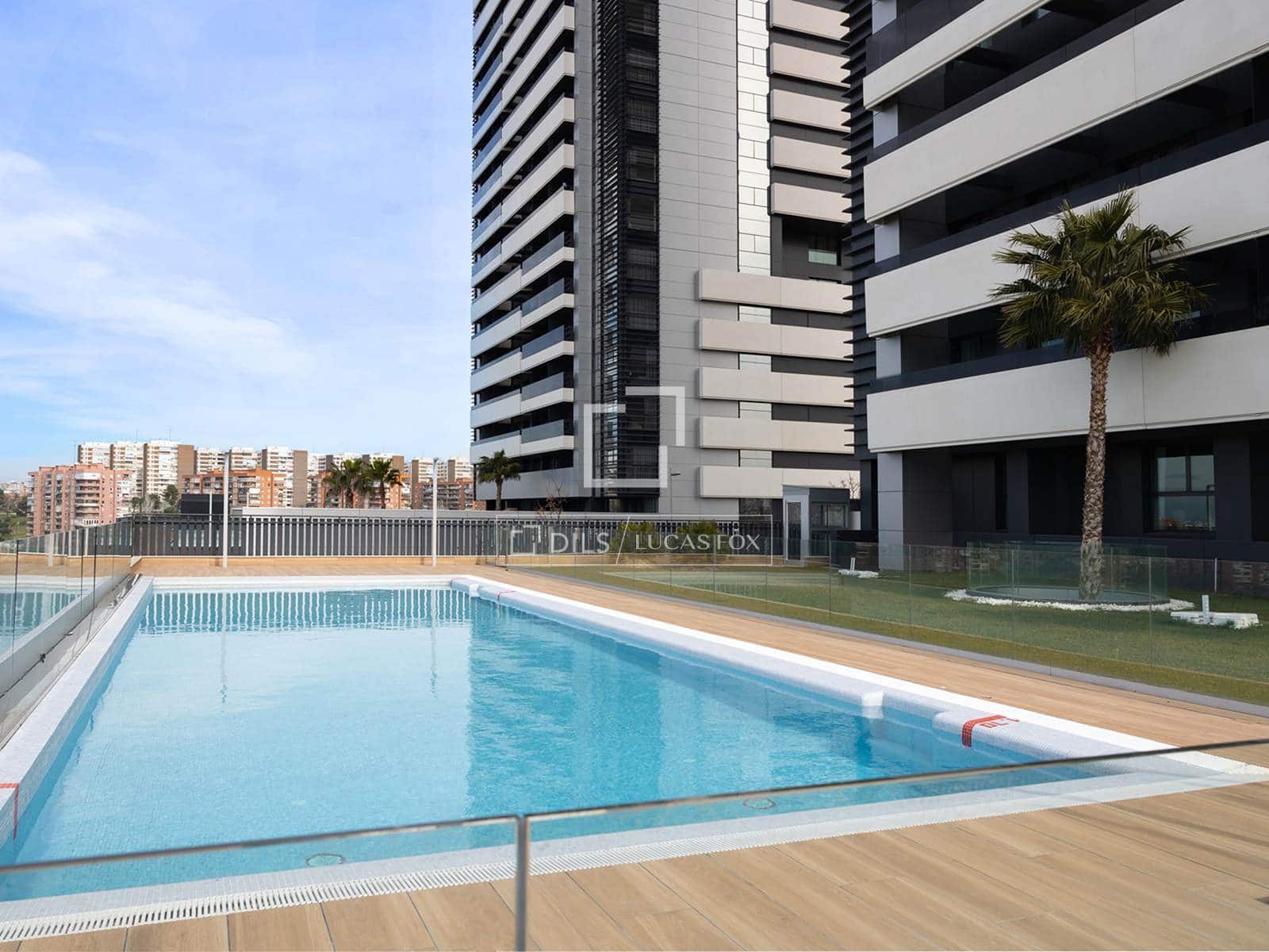 2 bedroom Apartment for sale in Madrid city with pool garage - € 1,300,000 (Ref: 9672272)