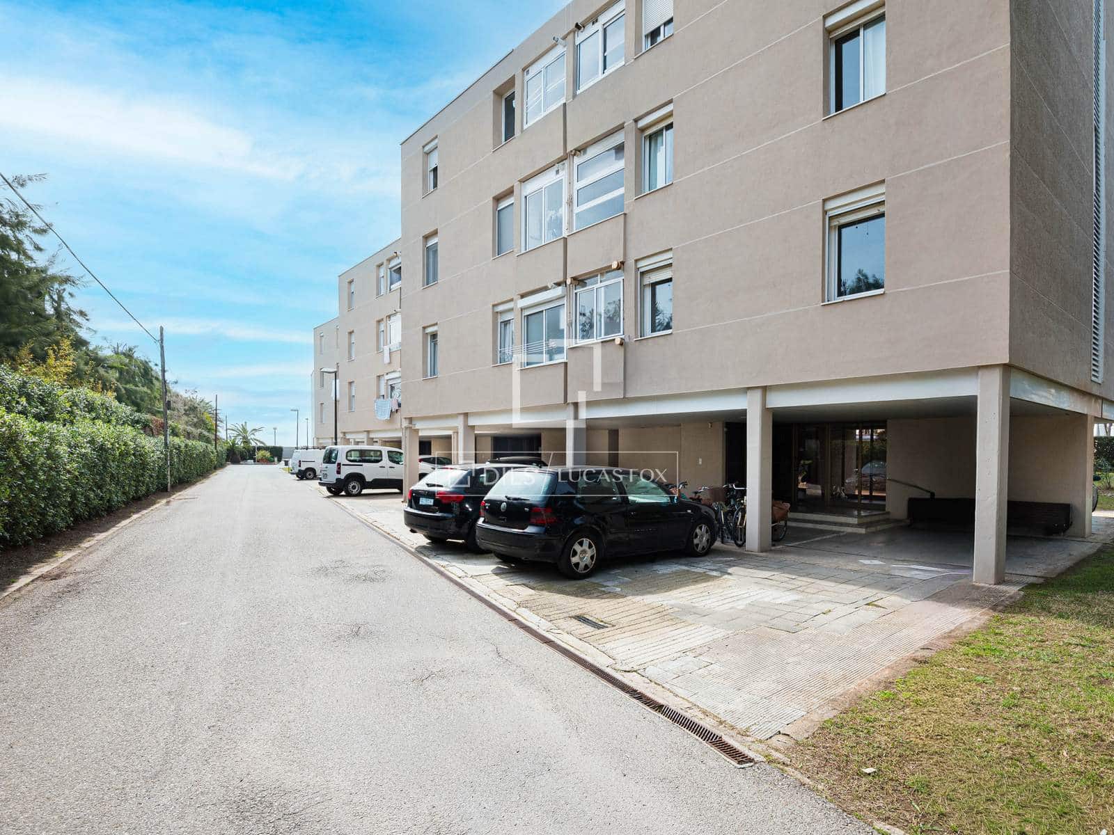 Apartamento de 3 habitaciones en Gavà en venta con piscina garaje - 685.000 € (Ref: 9672427)