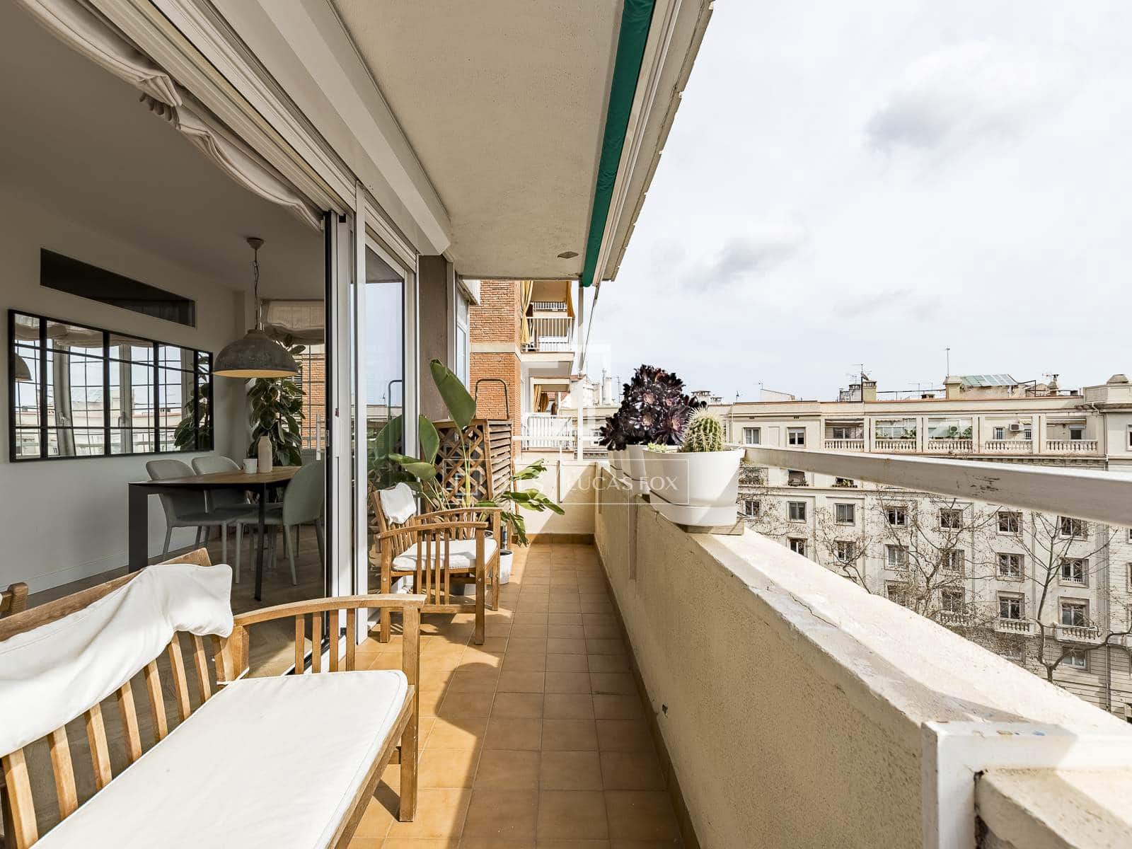 2 sypialnia Apartament na sprzedaż w Miasto Barcelona z garażem - 728 000 € (Ref: 9672429)