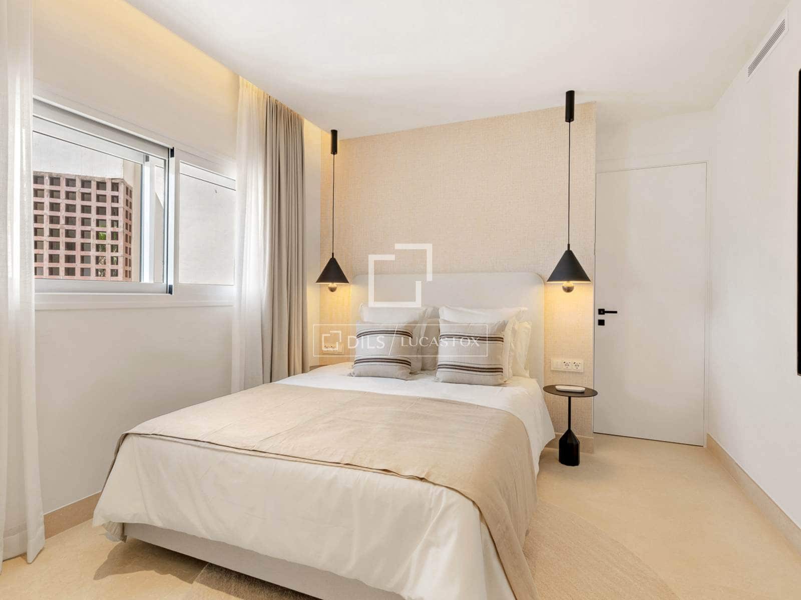 3 chambre Appartement à vendre à Estepona avec piscine garage - 2 995 000 € (Ref: 9672430)