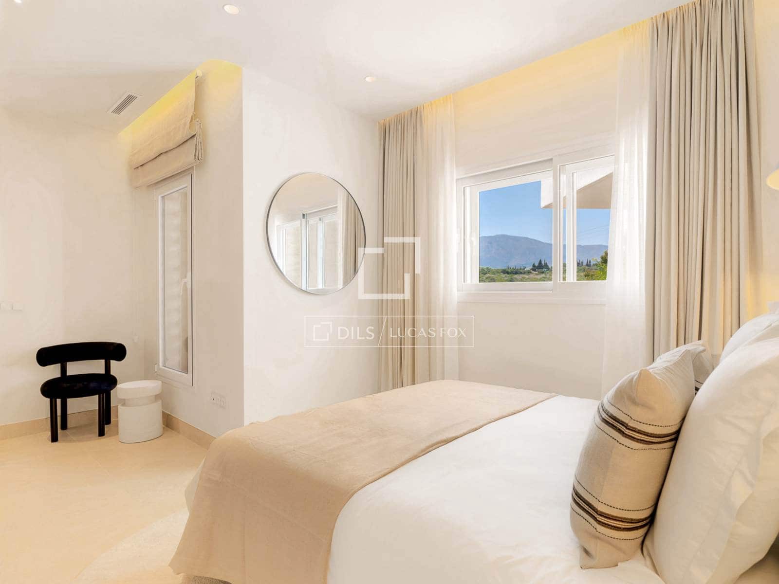 3 chambre Appartement à vendre à Estepona avec piscine garage - 2 995 000 € (Ref: 9672430)