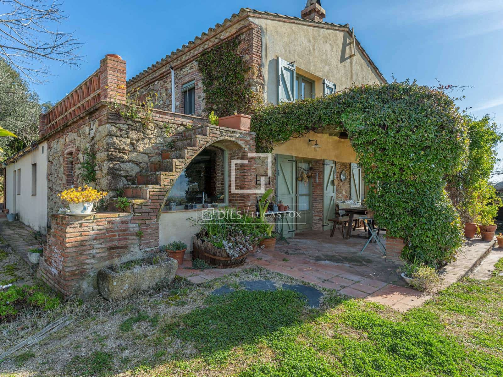 4 soverom Finca/Herregård til salgs i Massanes med svømmebasseng garasje - € 920 000 (Ref: 9674679)