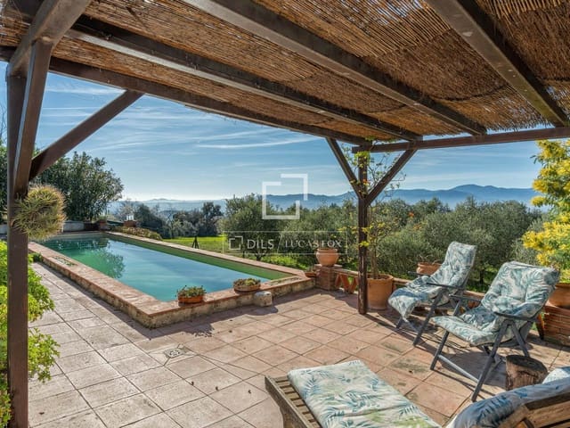 4 bedroom Finca/Country House for sale in Massanes with pool garage - € 920,000 (Ref: 9674679)