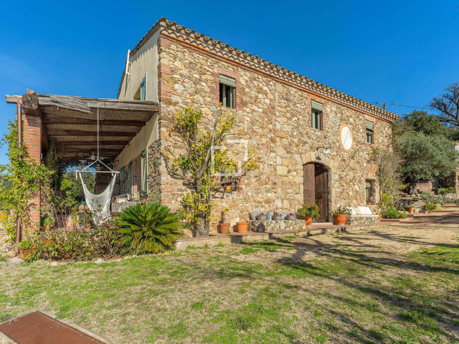 4 soverom Finca/Herregård til salgs i Massanes med svømmebasseng garasje - € 920 000 (Ref: 9674679)