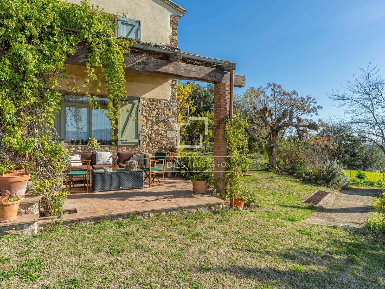 4 soverom Finca/Herregård til salgs i Massanes med svømmebasseng garasje - € 920 000 (Ref: 9674679)