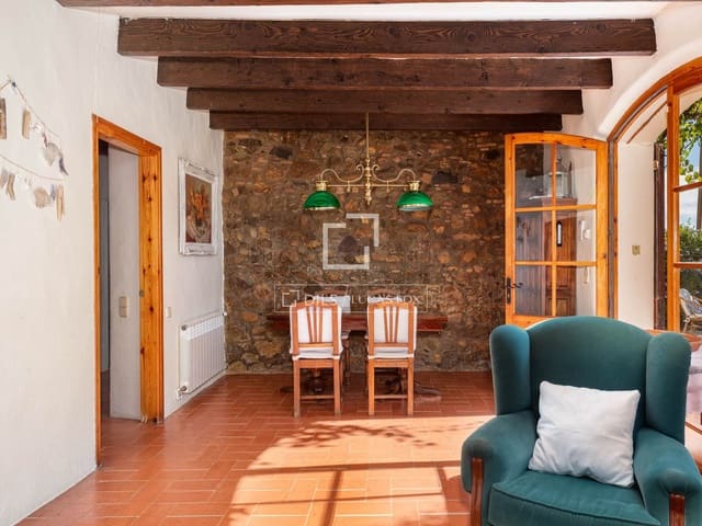 4 quarto Quinta/Casa Rural para venda em La Bisbal d'Empordà com piscina garagem - 960 000 € (Ref: 9674680)