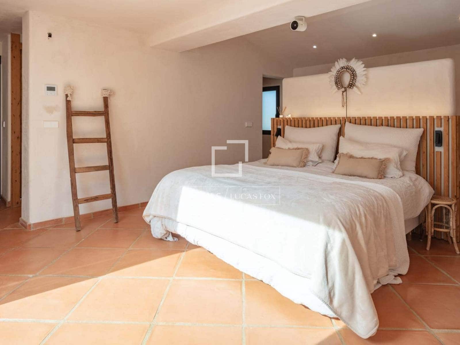 3 sypialnia Willa na sprzedaż w Javea / Xabia z basenem garażem - 2 590 000 € (Ref: 9674681)