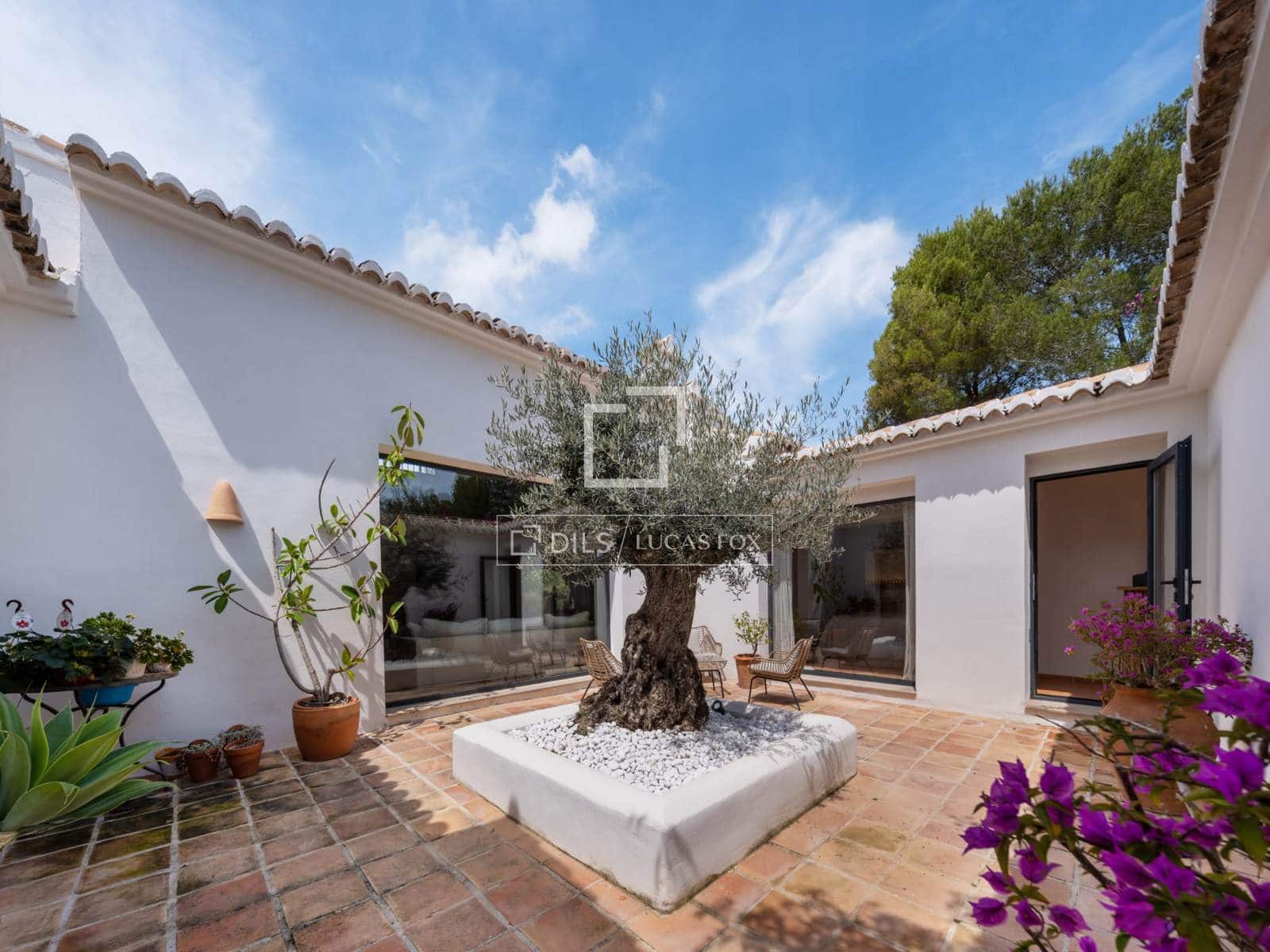 3 sypialnia Willa na sprzedaż w Javea / Xabia z basenem garażem - 2 590 000 € (Ref: 9674681)