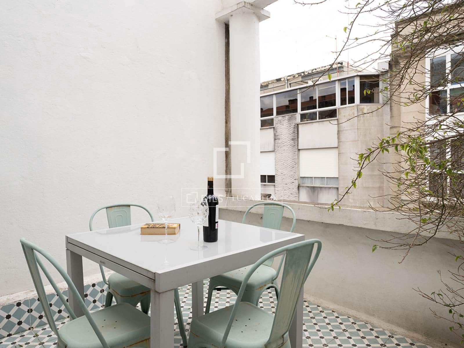 4 makuuhuone Kattohuoneisto myytävänä paikassa Vigo mukana 
autotalli - 535 000 € (Ref: 9674682)