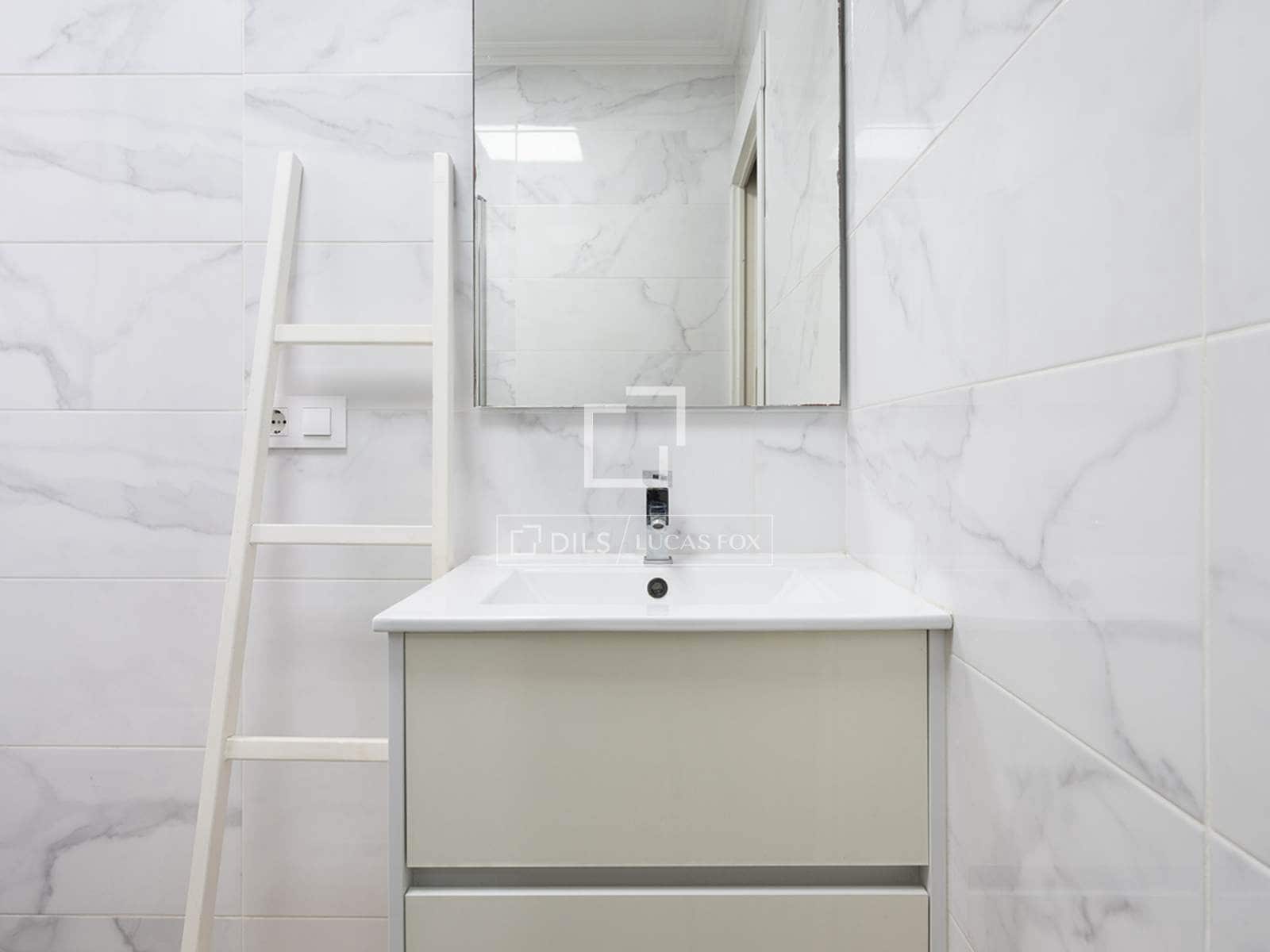 4 makuuhuone Kattohuoneisto myytävänä paikassa Vigo mukana 
autotalli - 535 000 € (Ref: 9674682)