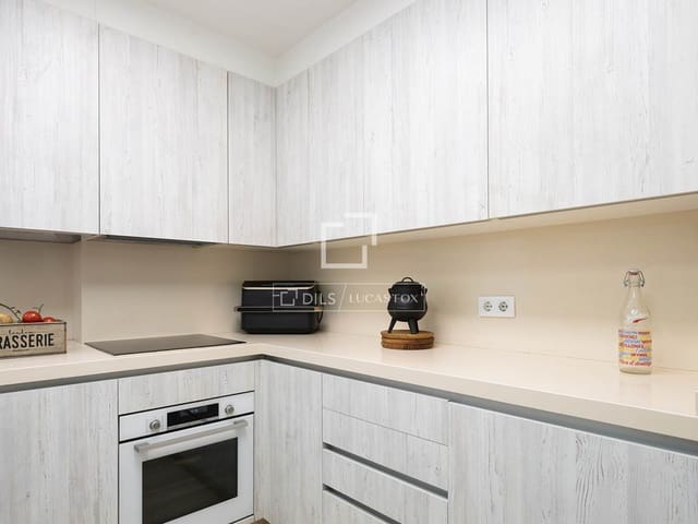 4 makuuhuone Kattohuoneisto myytävänä paikassa Vigo mukana 
autotalli - 535 000 € (Ref: 9674682)