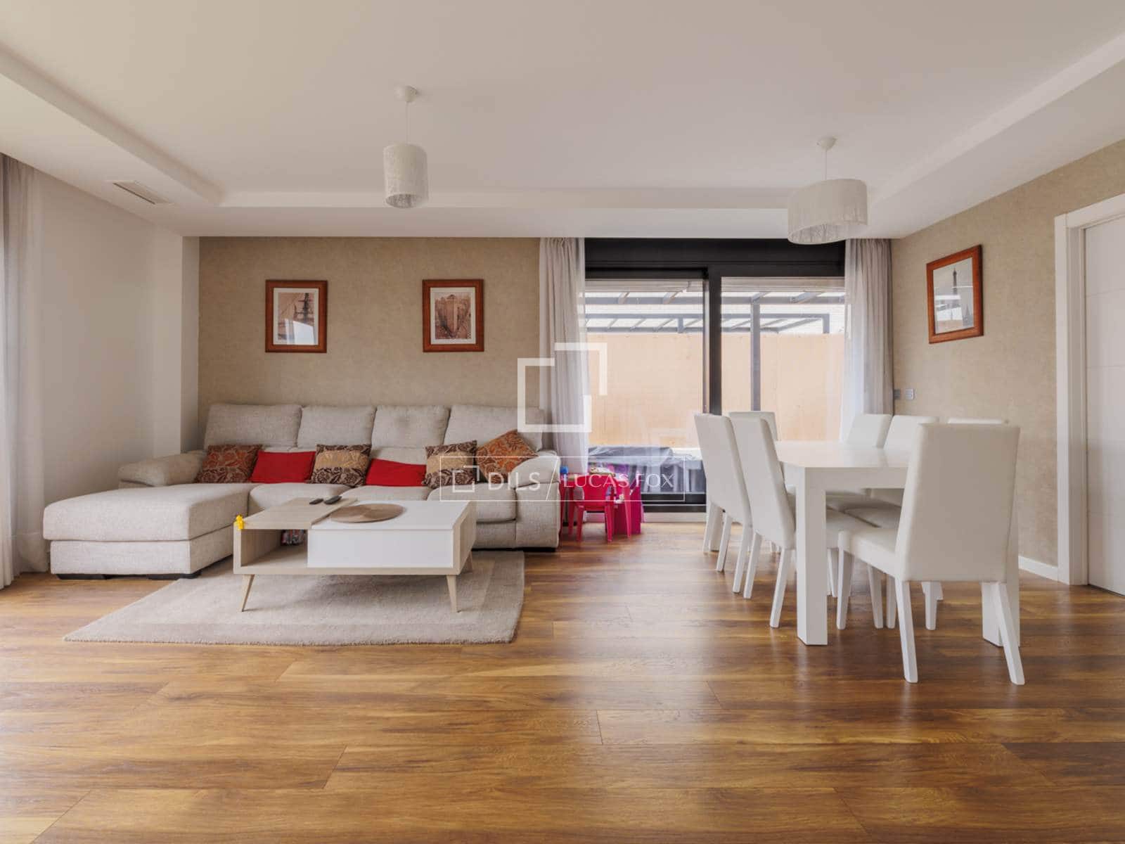 Chalet de 4 habitaciones en Boadilla del Monte en venta con garaje - 1.070.000 € (Ref: 9675063)