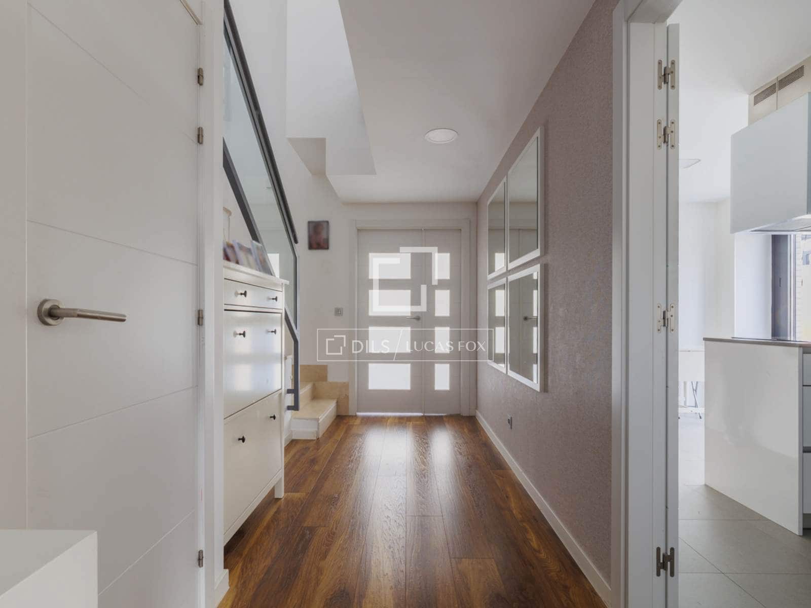 Chalet de 4 habitaciones en Boadilla del Monte en venta con garaje - 1.070.000 € (Ref: 9675063)