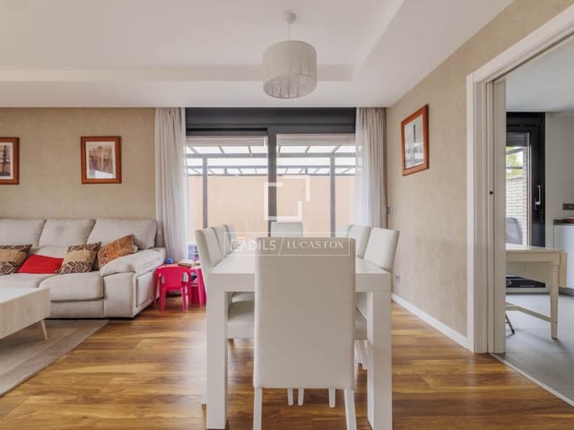 Chalet de 4 habitaciones en Boadilla del Monte en venta - 1.070.000 € (Ref: 9675063)