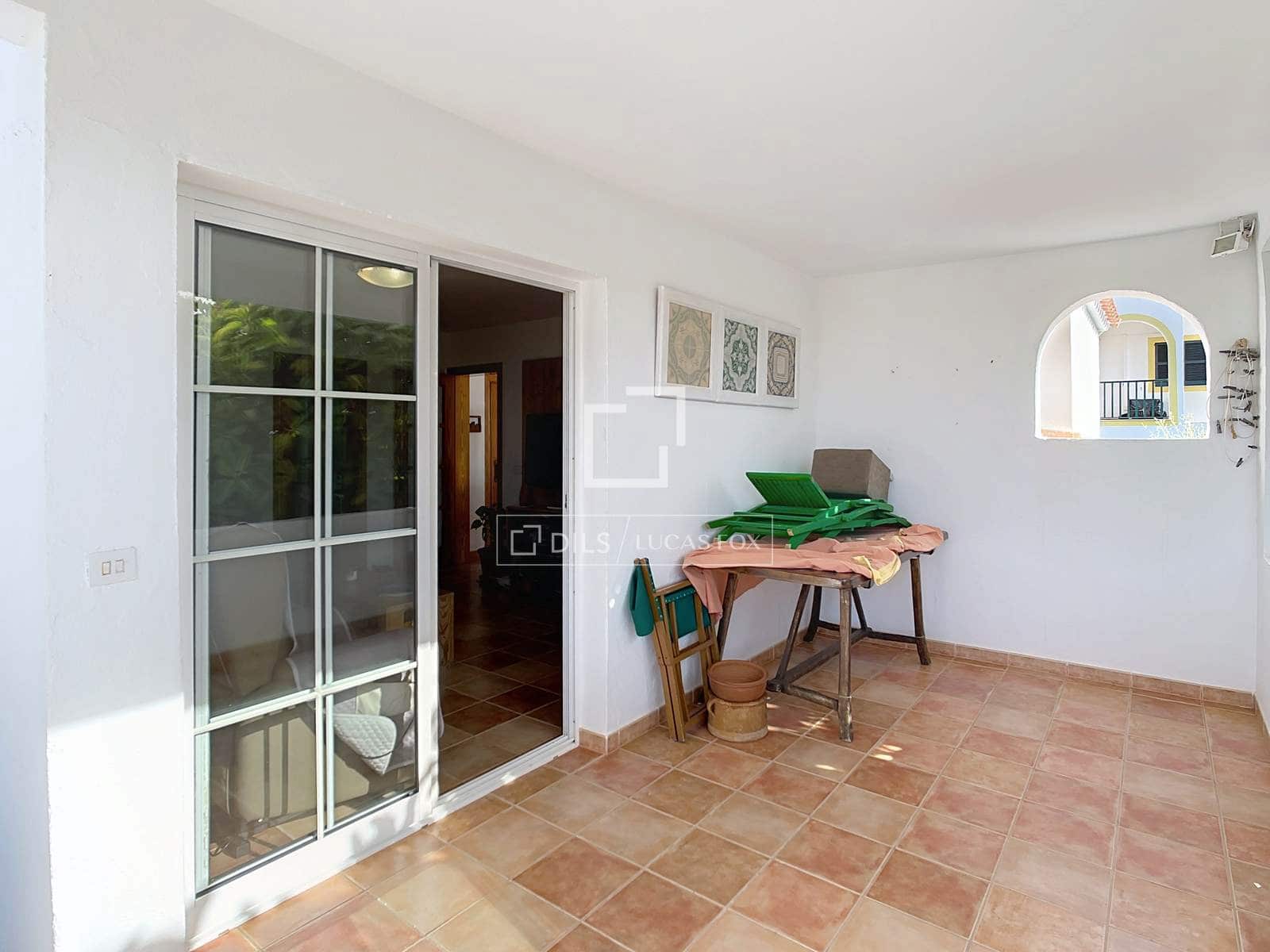 4 bedroom Villa for sale in Ciutadella de Menorca with garage - € 690,000 (Ref: 9675064)