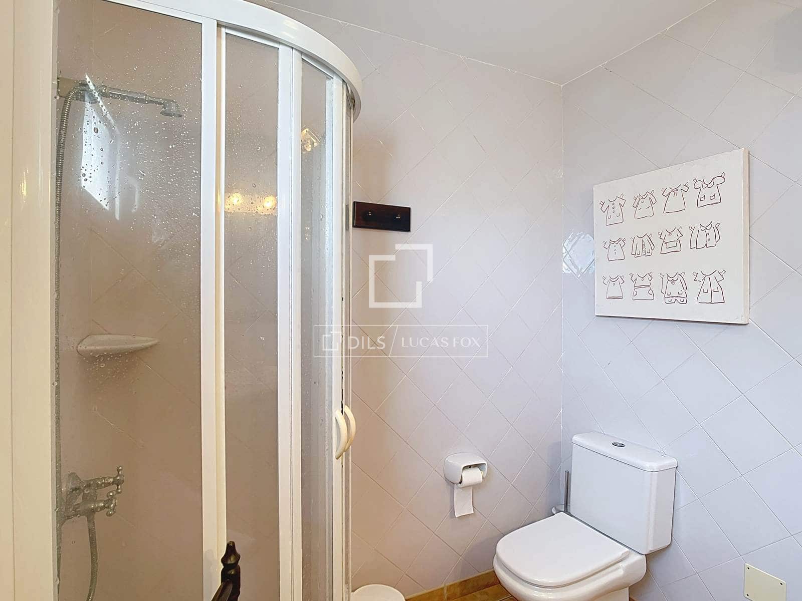 4 bedroom Villa for sale in Ciutadella de Menorca with garage - € 690,000 (Ref: 9675064)