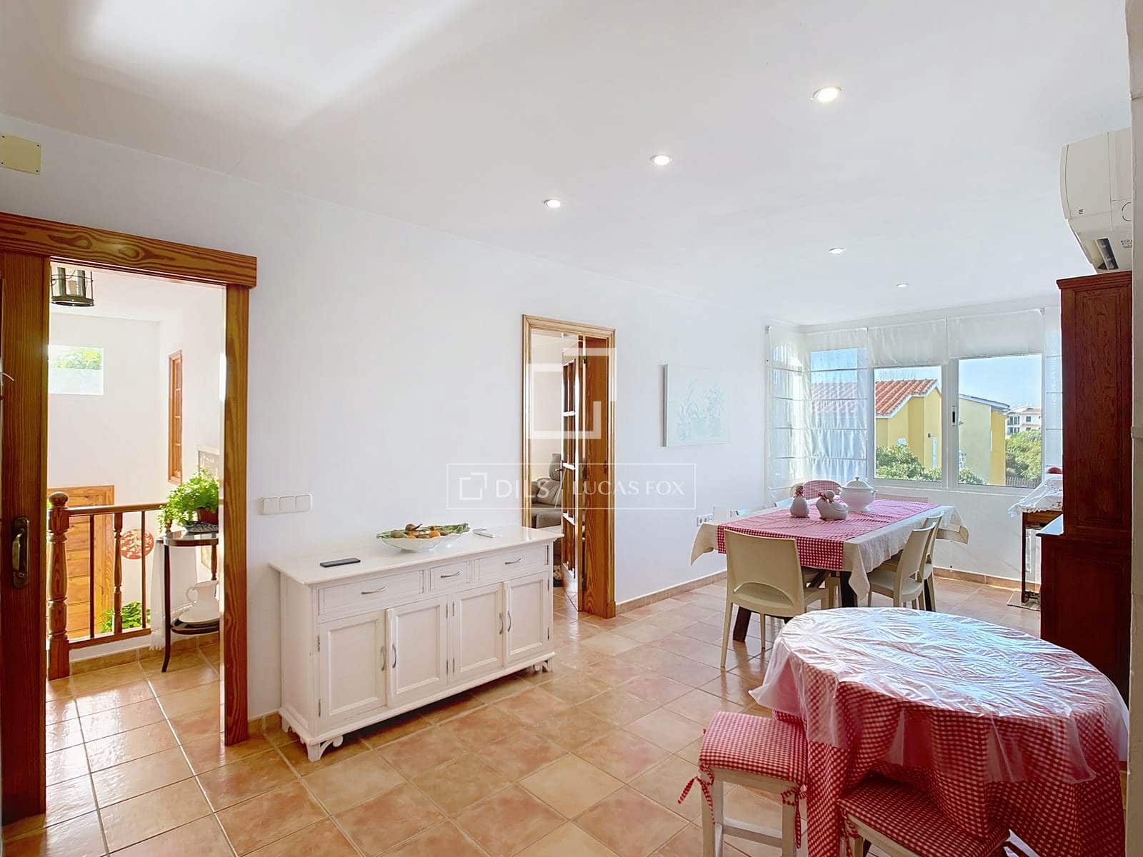 4 bedroom Villa for sale in Ciutadella de Menorca with garage - € 690,000 (Ref: 9675064)