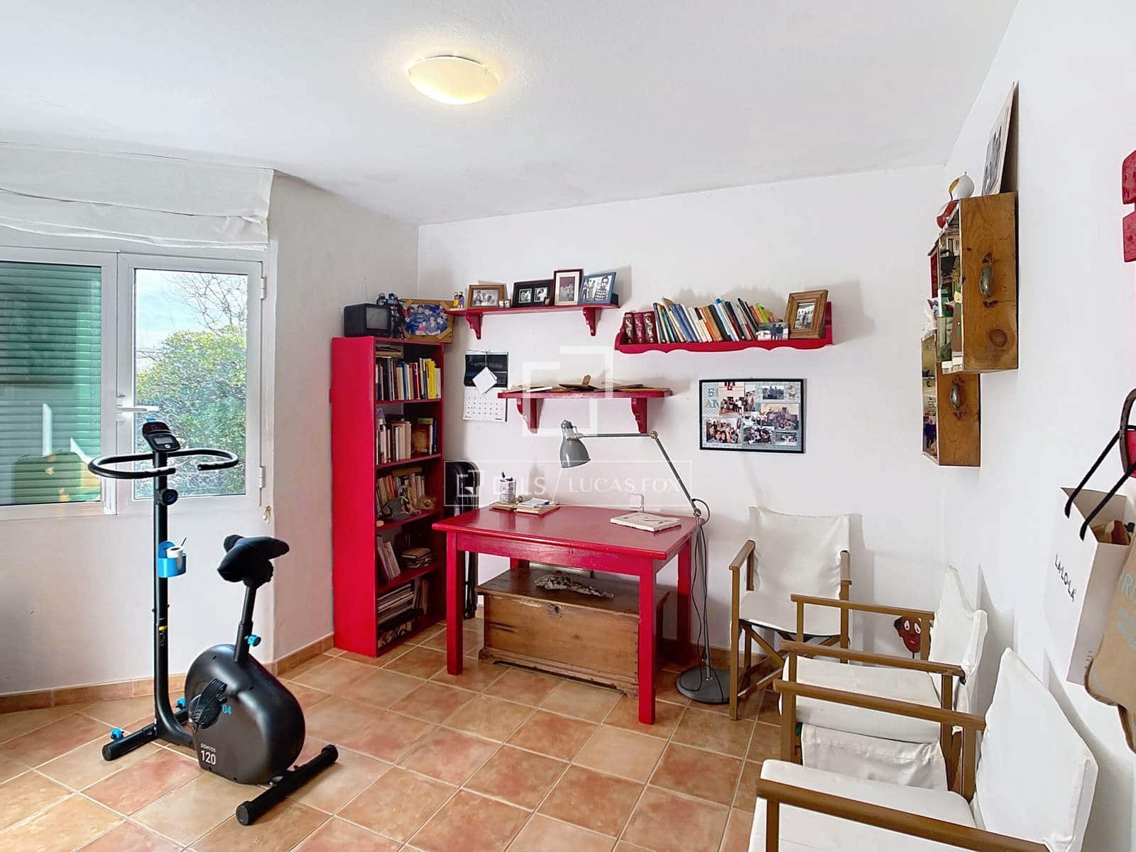 4 bedroom Villa for sale in Ciutadella de Menorca with garage - € 690,000 (Ref: 9675064)