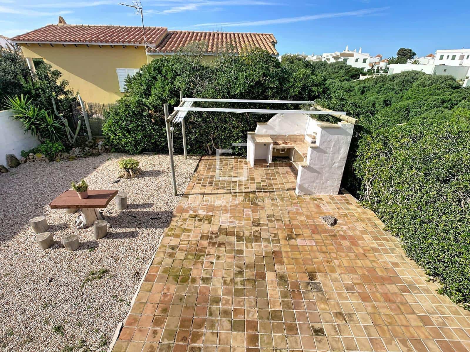 4 bedroom Villa for sale in Ciutadella de Menorca with garage - € 690,000 (Ref: 9675064)
