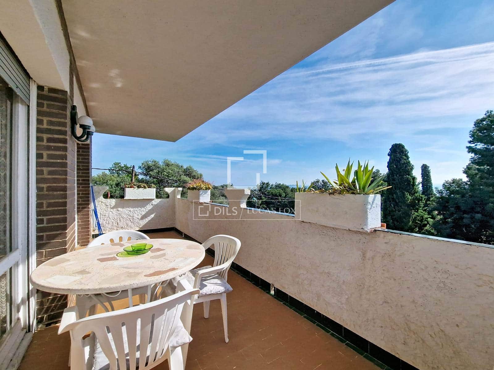 4 bedroom Villa for sale in Calafell with garage - € 489,000 (Ref: 9675065)
