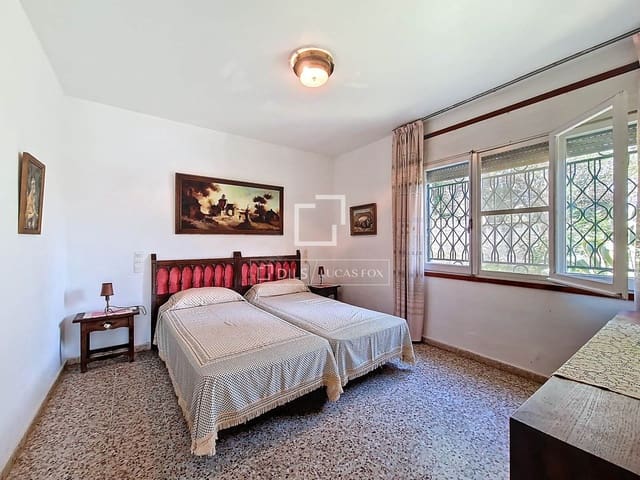 4 soveværelse Villa til salg i Calafell med garage - € 489.000 (Ref: 9675065)