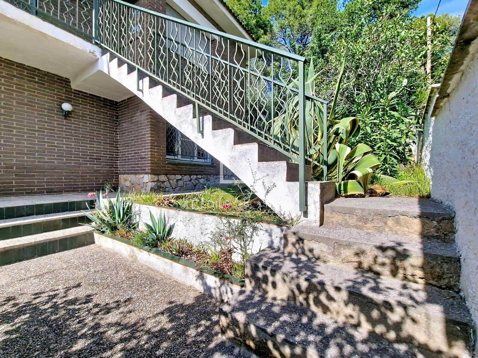 4 bedroom Villa for sale in Calafell with garage - € 489,000 (Ref: 9675065)