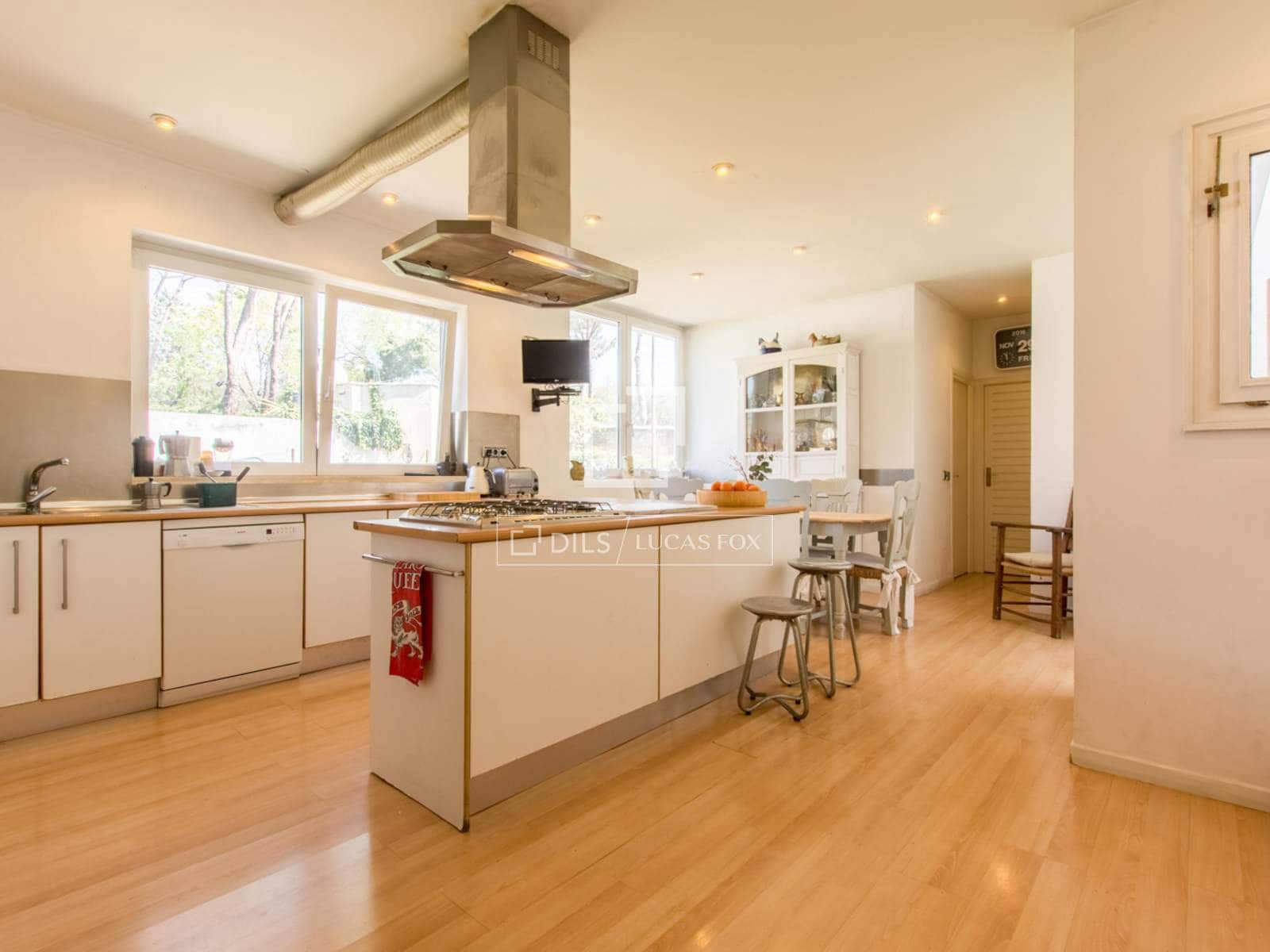 Chalet de 8 habitaciones en Pozuelo de Alarcón en venta con piscina garaje - 5.100.000 € (Ref: 9675956)