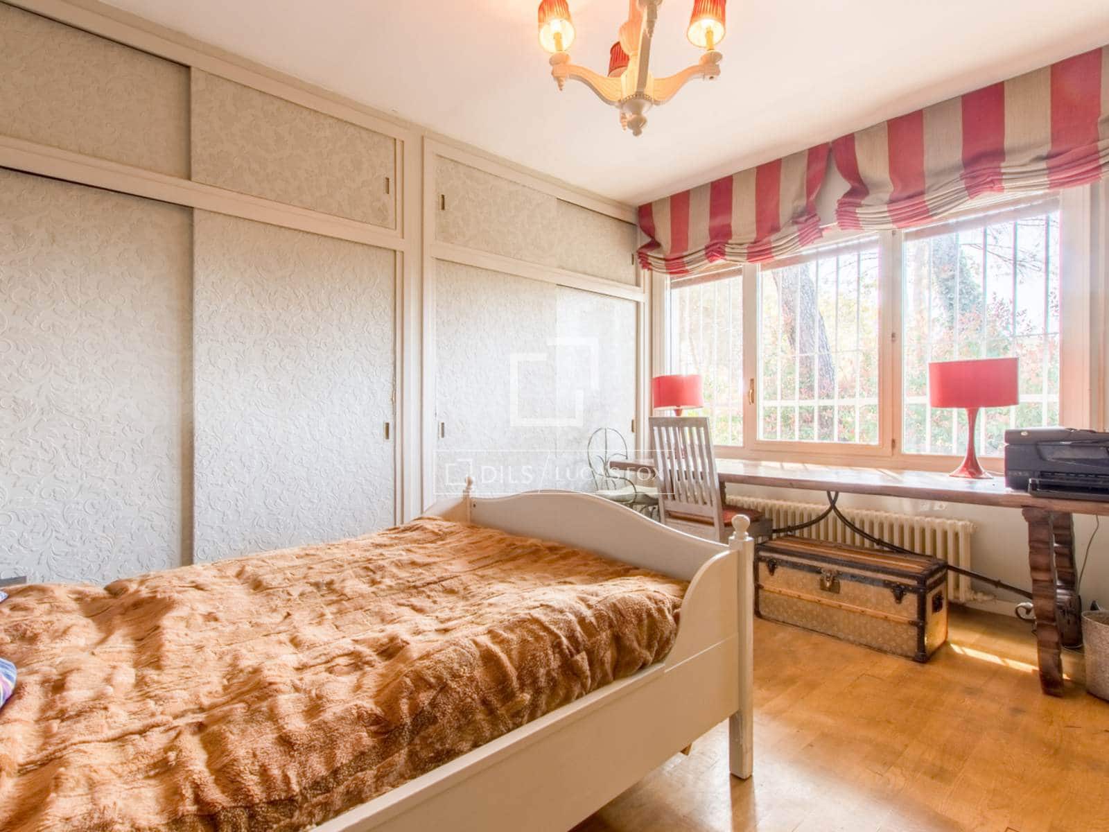 Chalet de 8 habitaciones en Pozuelo de Alarcón en venta con piscina garaje - 5.100.000 € (Ref: 9675956)