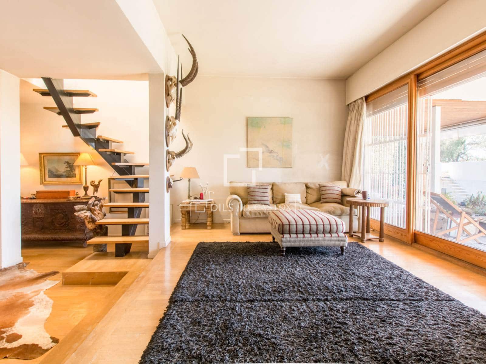 Chalet de 8 habitaciones en Pozuelo de Alarcón en venta con piscina garaje - 5.100.000 € (Ref: 9675956)