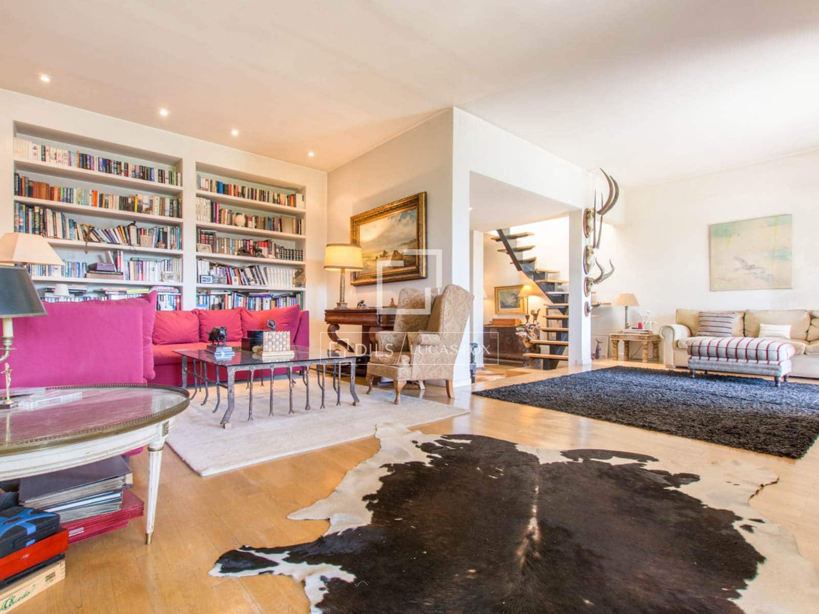 Chalet de 8 habitaciones en Pozuelo de Alarcón en venta con piscina garaje - 5.100.000 € (Ref: 9675956)