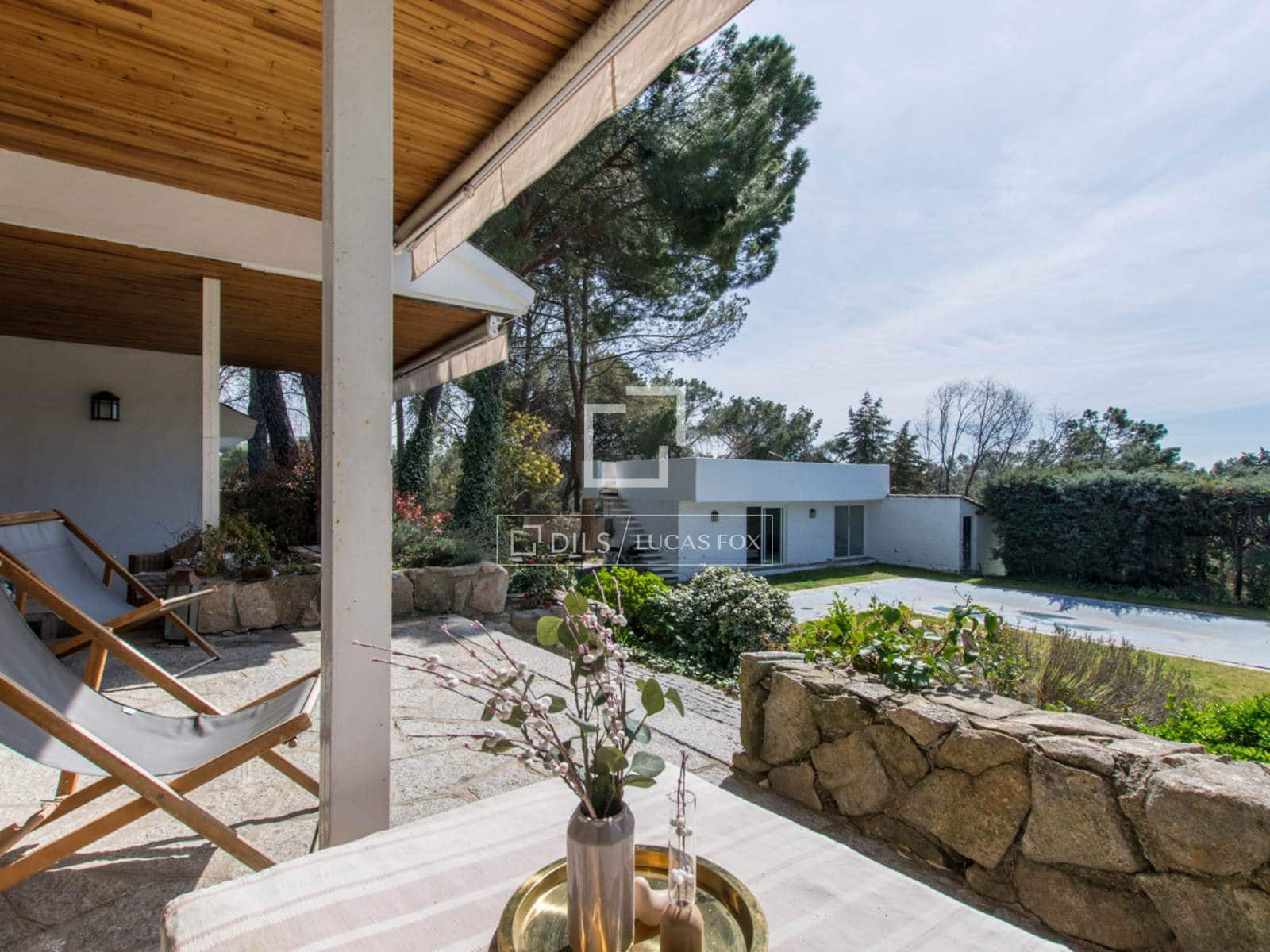 Chalet de 8 habitaciones en Pozuelo de Alarcón en venta con piscina garaje - 5.100.000 € (Ref: 9675956)