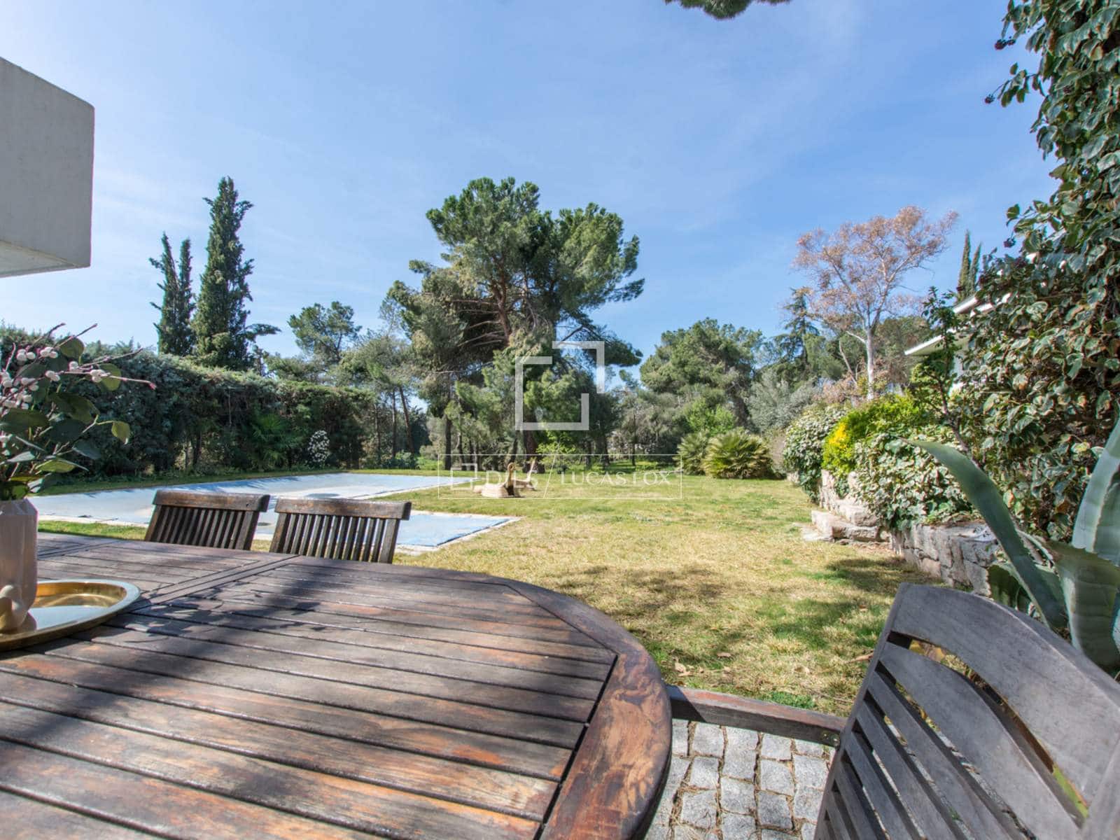 Chalet de 8 habitaciones en Pozuelo de Alarcón en venta con piscina garaje - 5.100.000 € (Ref: 9675956)