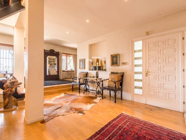 8 bedroom Villa for sale in Pozuelo de Alarcón with pool garage - € 5,100,000 (Ref: 9675956)