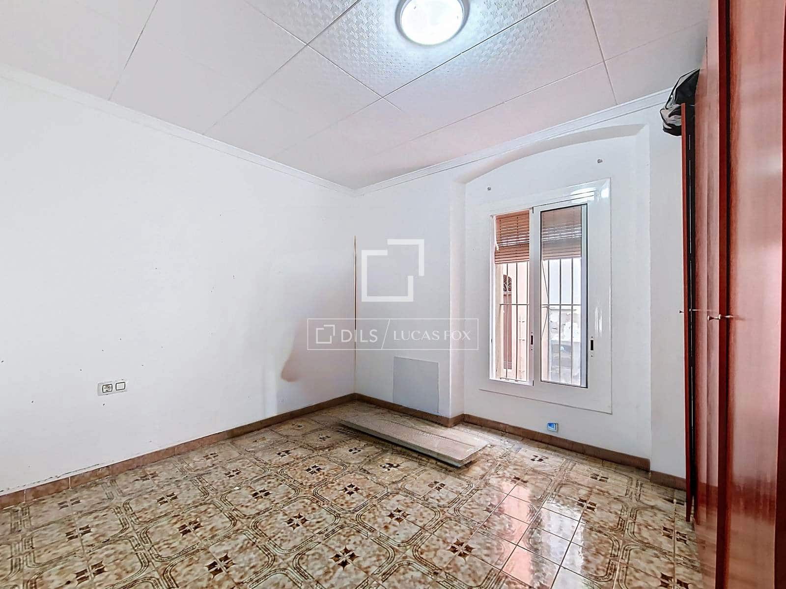 4 slaapkamer Villa te koop in Vilanova i la Geltru - € 450.000 (Ref: 9675957)