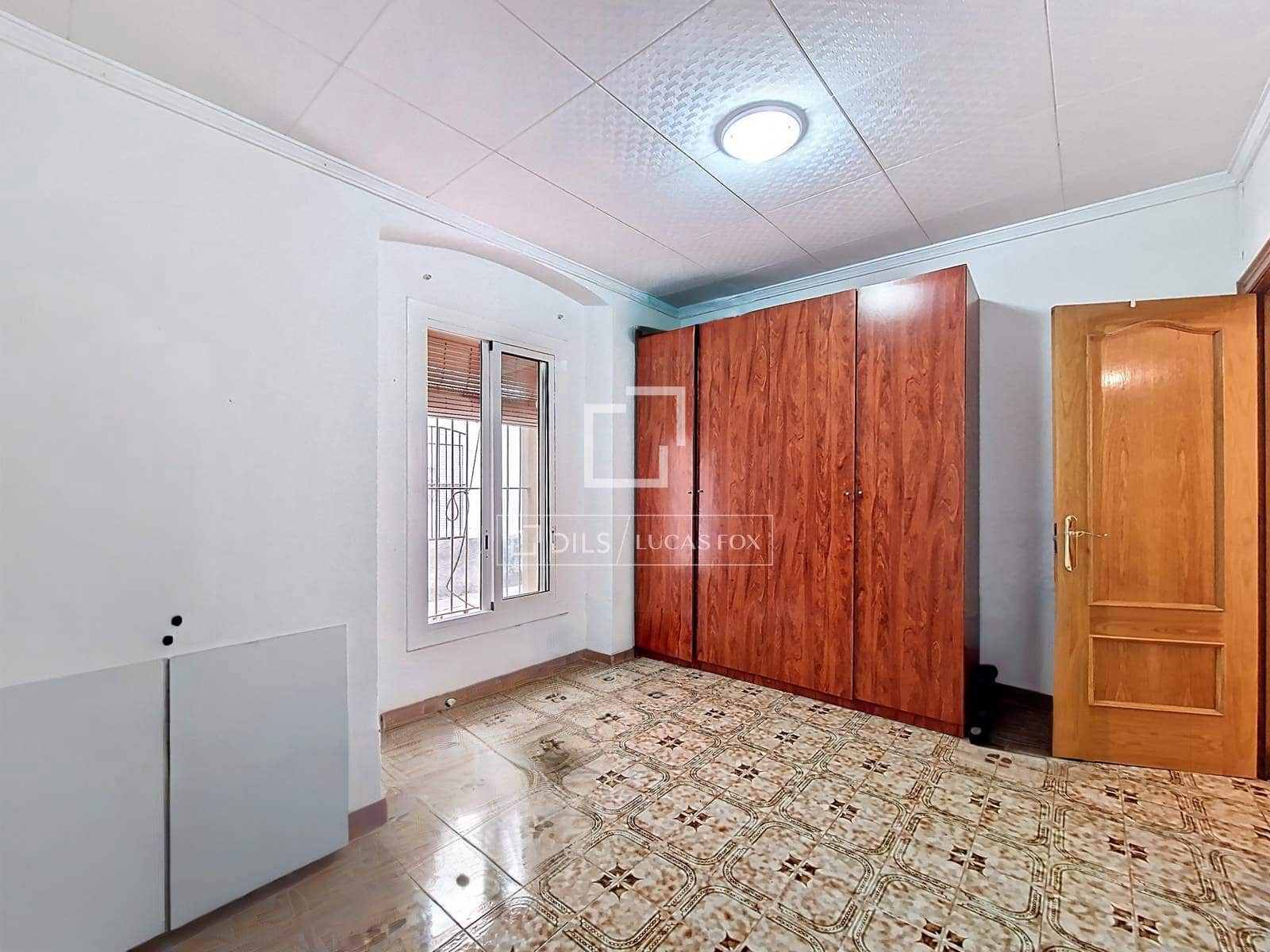 4 slaapkamer Villa te koop in Vilanova i la Geltru - € 450.000 (Ref: 9675957)