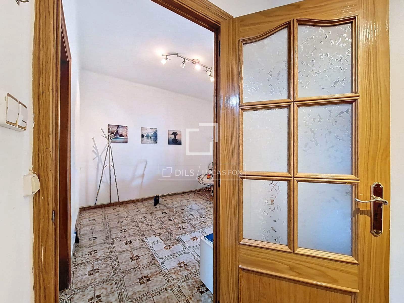 4 slaapkamer Villa te koop in Vilanova i la Geltru - € 450.000 (Ref: 9675957)