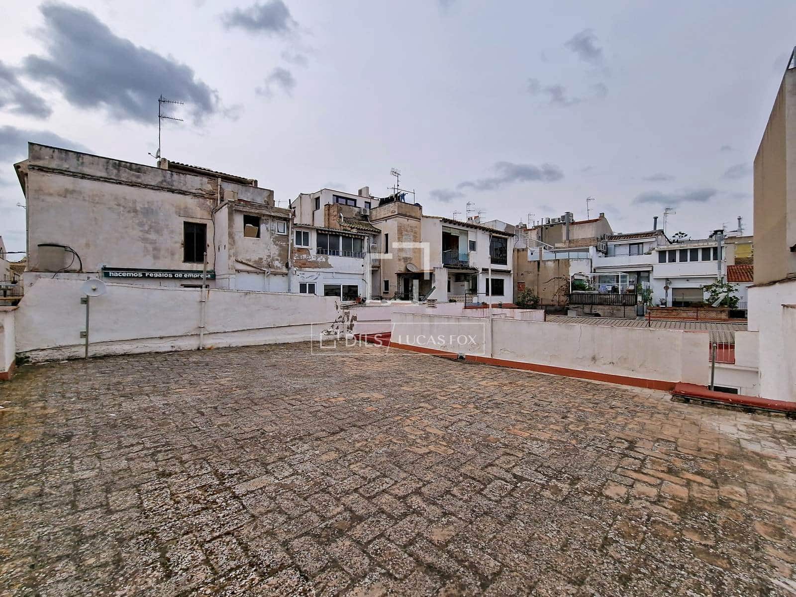 4 slaapkamer Villa te koop in Vilanova i la Geltru - € 450.000 (Ref: 9675957)