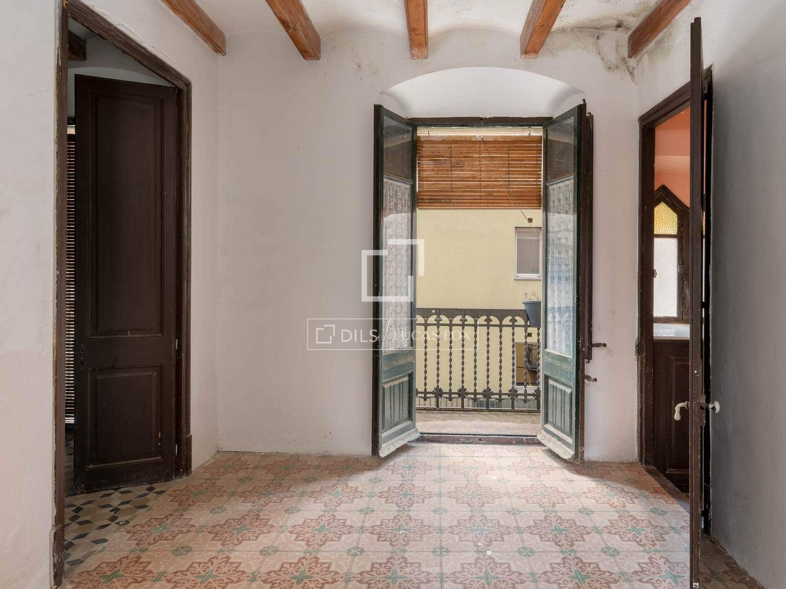 Chalet de 8 habitaciones en Banyoles en venta - 465.000 € (Ref: 9675958)