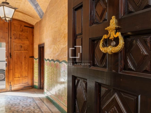 Chalet de 8 habitaciones en Banyoles en venta - 465.000 € (Ref: 9675958)