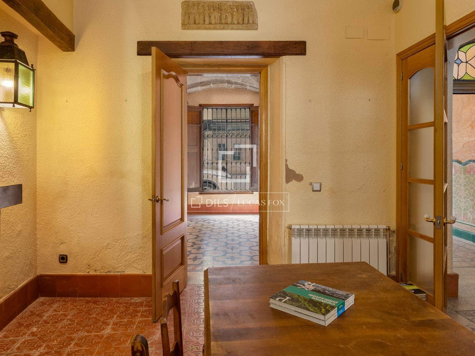 Chalet de 8 habitaciones en Banyoles en venta - 465.000 € (Ref: 9675958)