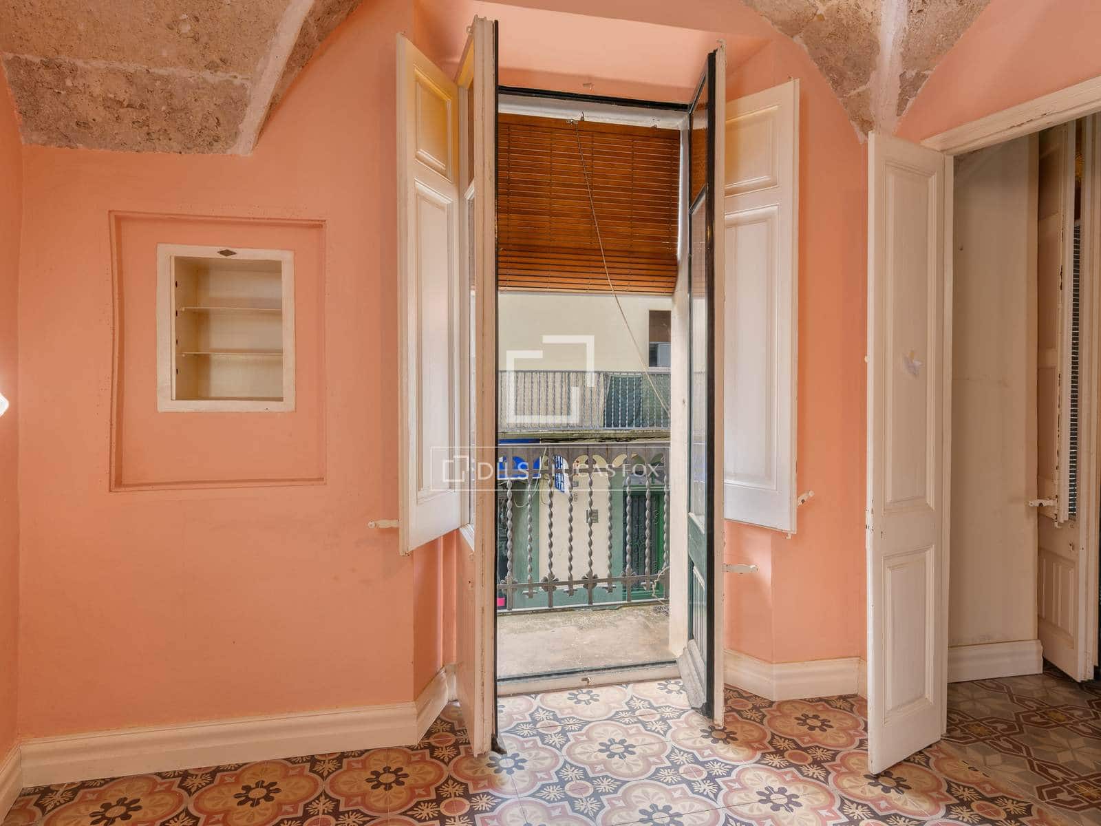 Chalet de 8 habitaciones en Banyoles en venta - 465.000 € (Ref: 9675958)