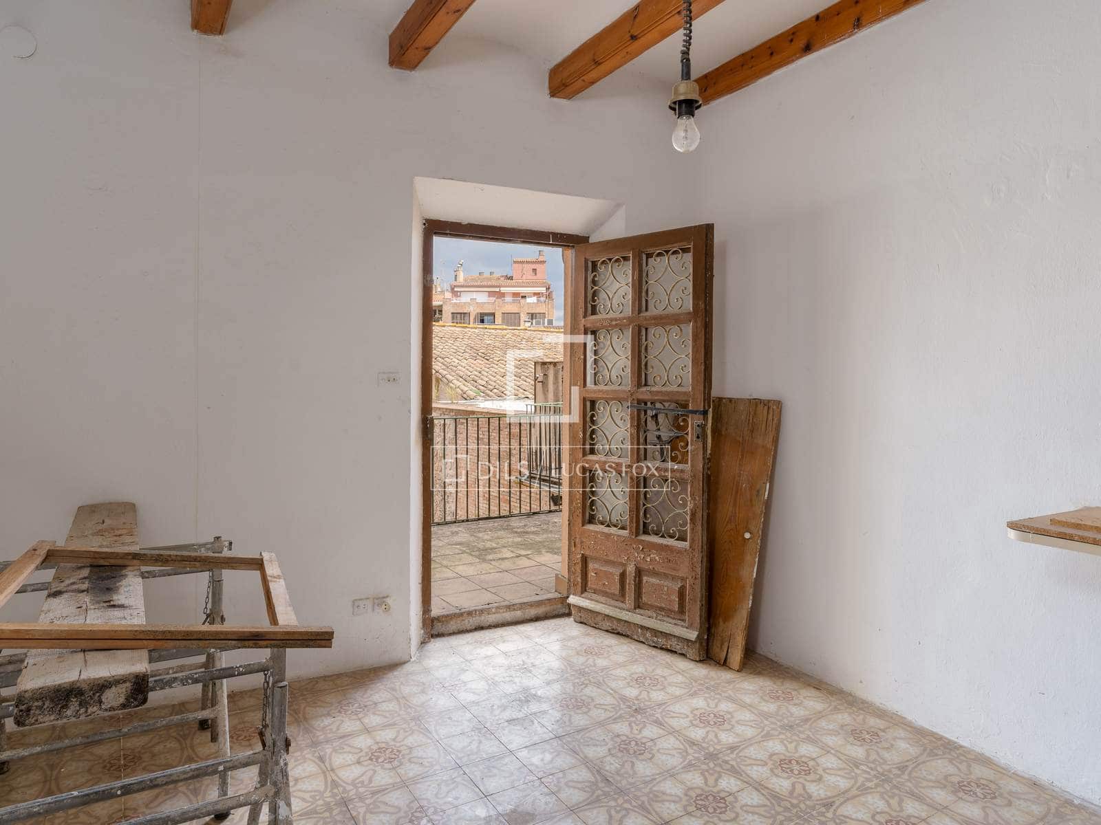 Chalet de 8 habitaciones en Banyoles en venta - 465.000 € (Ref: 9675958)