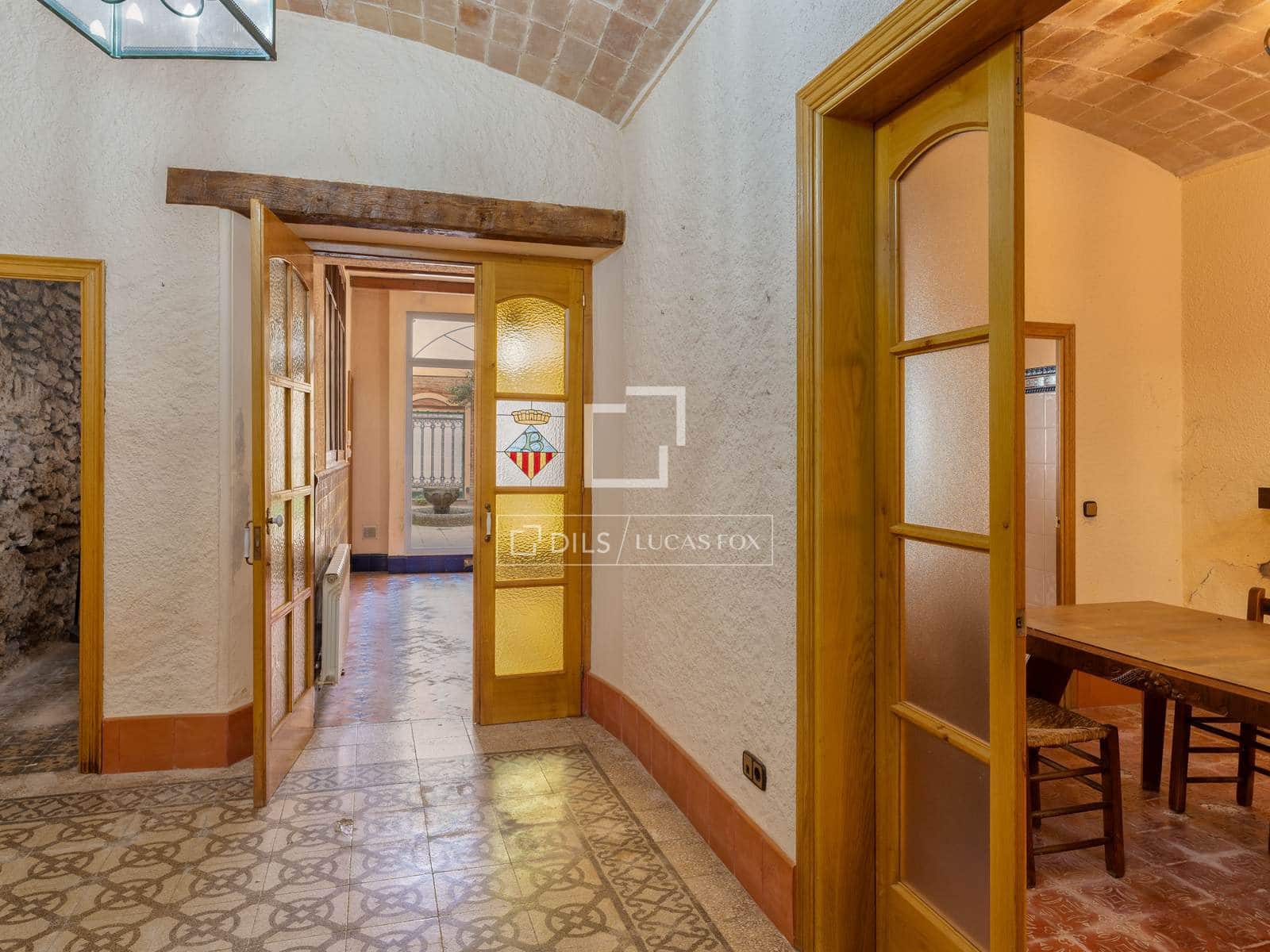 Chalet de 8 habitaciones en Banyoles en venta - 465.000 € (Ref: 9675958)