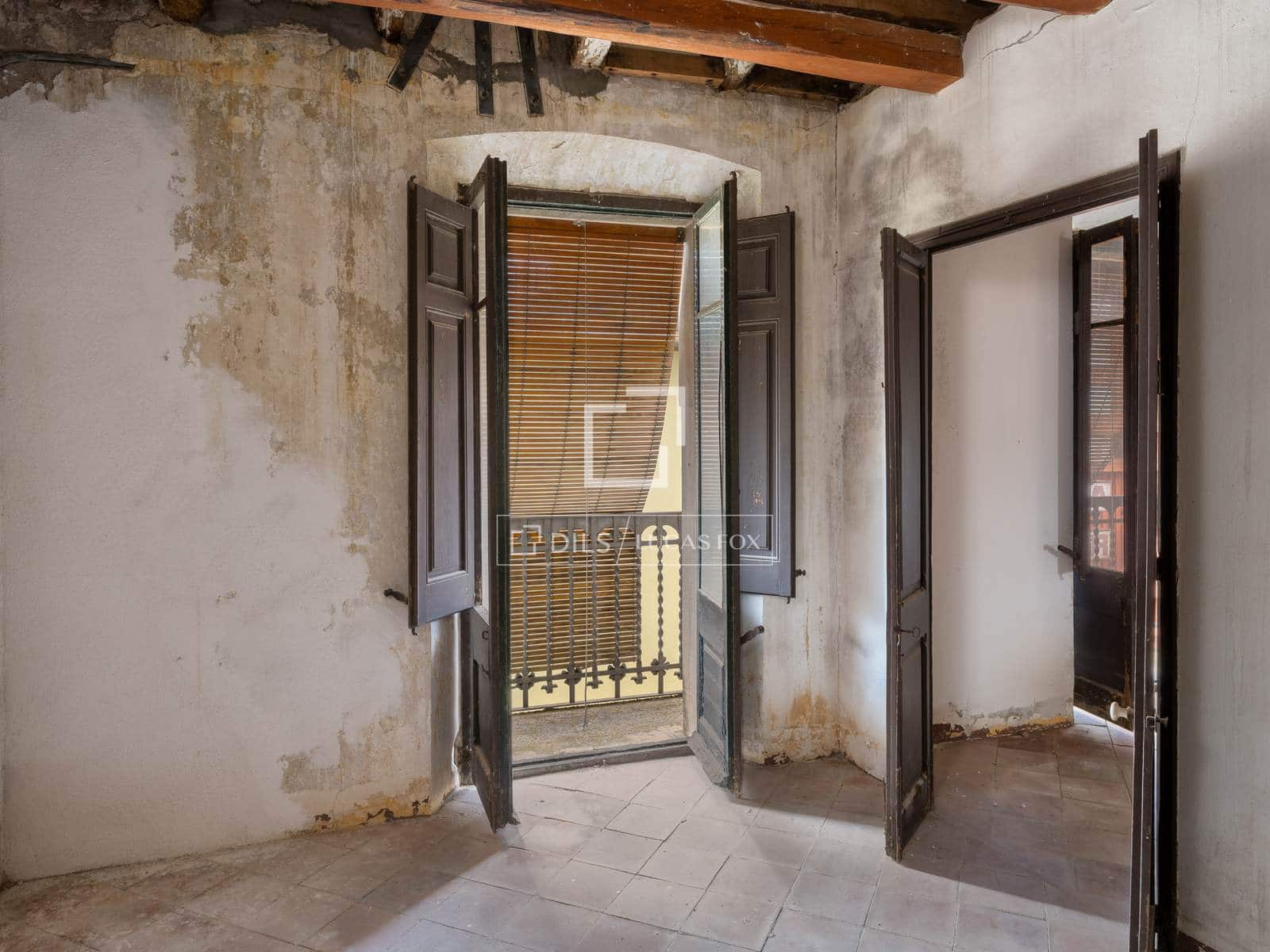 Chalet de 8 habitaciones en Banyoles en venta - 465.000 € (Ref: 9675958)