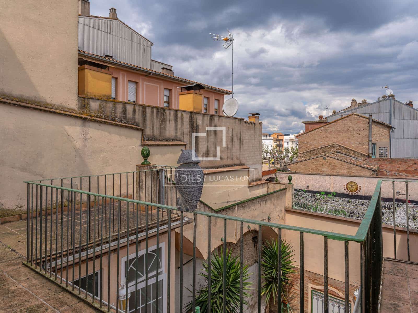 Chalet de 8 habitaciones en Banyoles en venta - 465.000 € (Ref: 9675958)