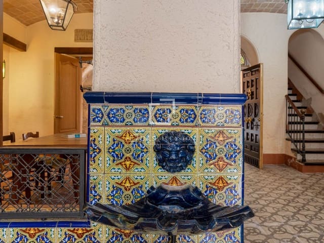 Chalet de 8 habitaciones en Banyoles en venta - 465.000 € (Ref: 9675958)