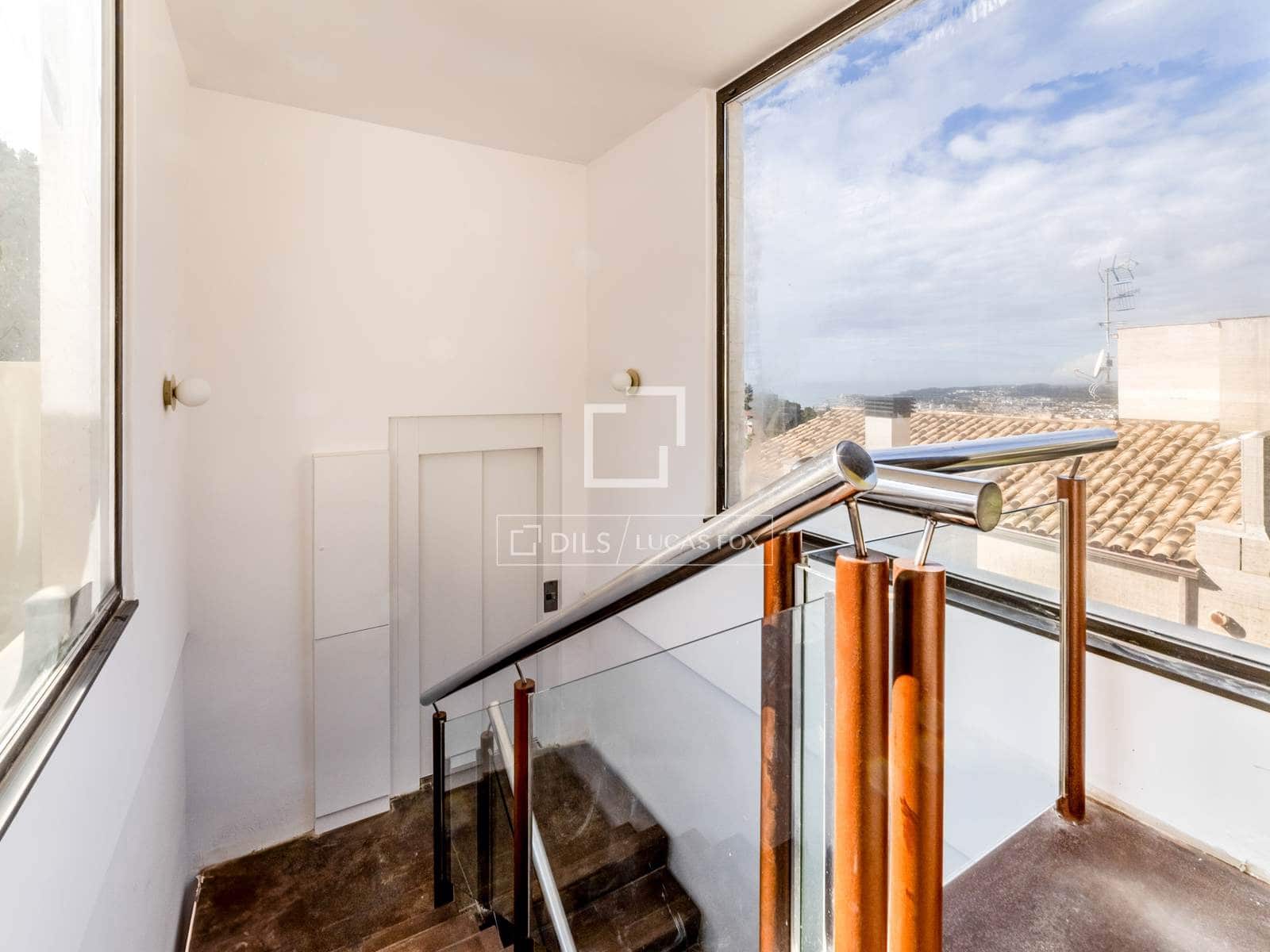 4 chambre Villa/Maison à vendre à Sitges avec piscine garage - 975 000 € (Ref: 9675959)