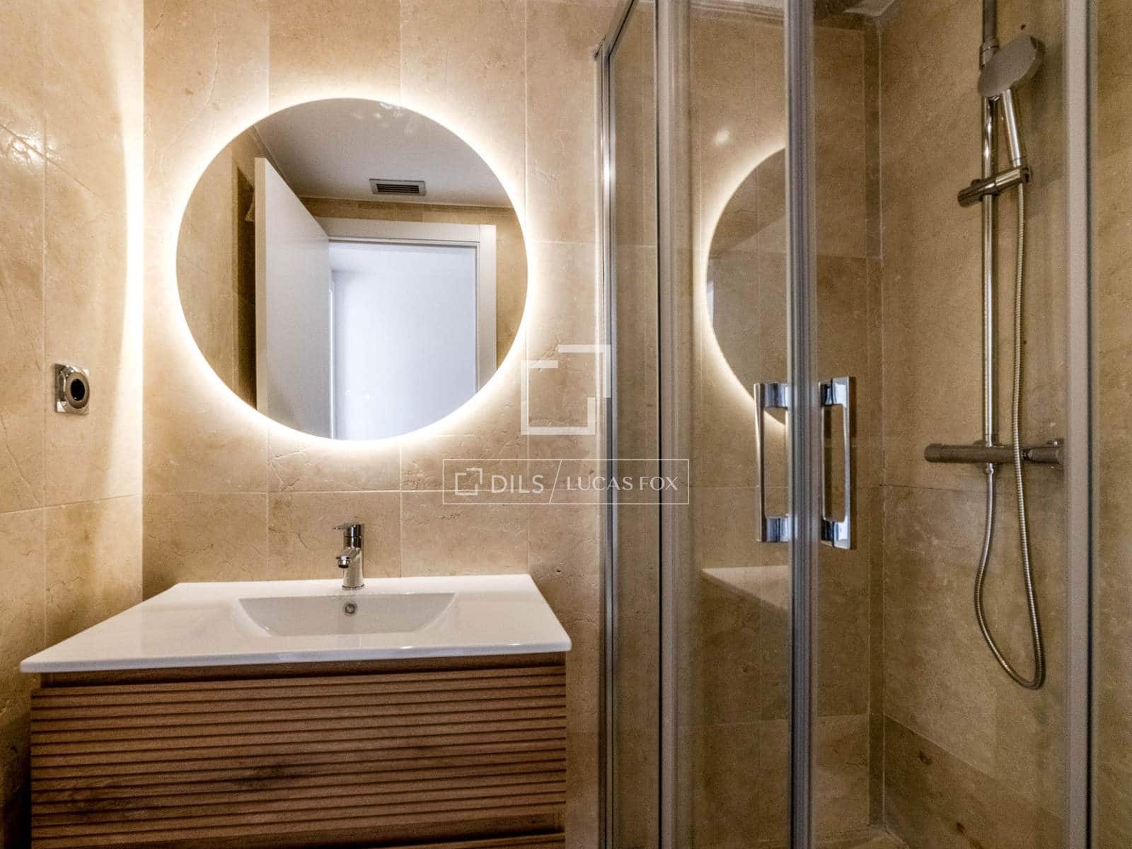 4 chambre Villa/Maison à vendre à Sitges avec piscine garage - 975 000 € (Ref: 9675959)