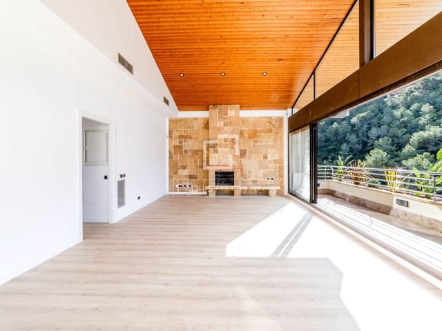 4 chambre Villa/Maison à vendre à Sitges avec piscine garage - 975 000 € (Ref: 9675959)